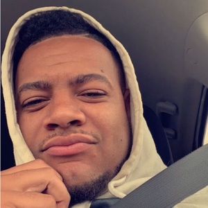 Meet your Posher, Raymond